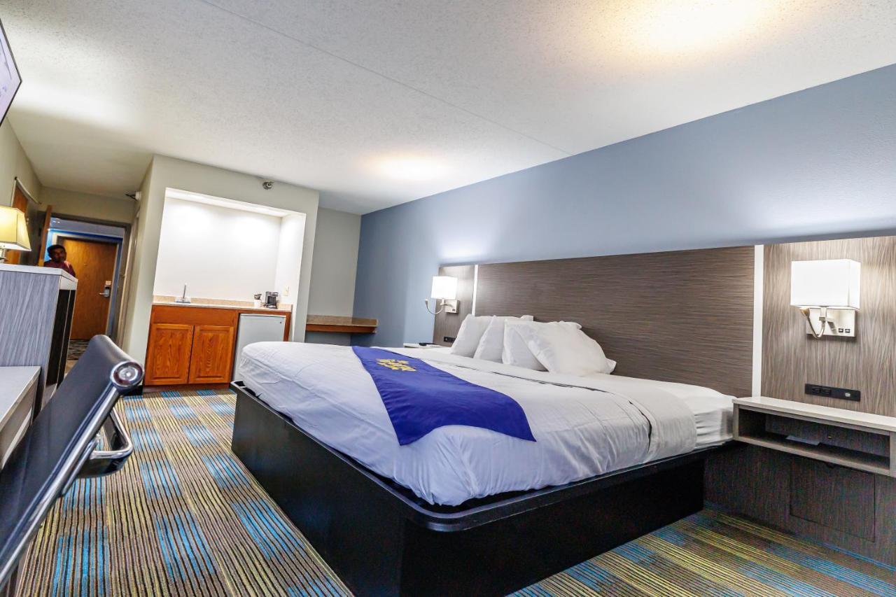 New Victorian Inn & Suites Omaha Dış mekan fotoğraf