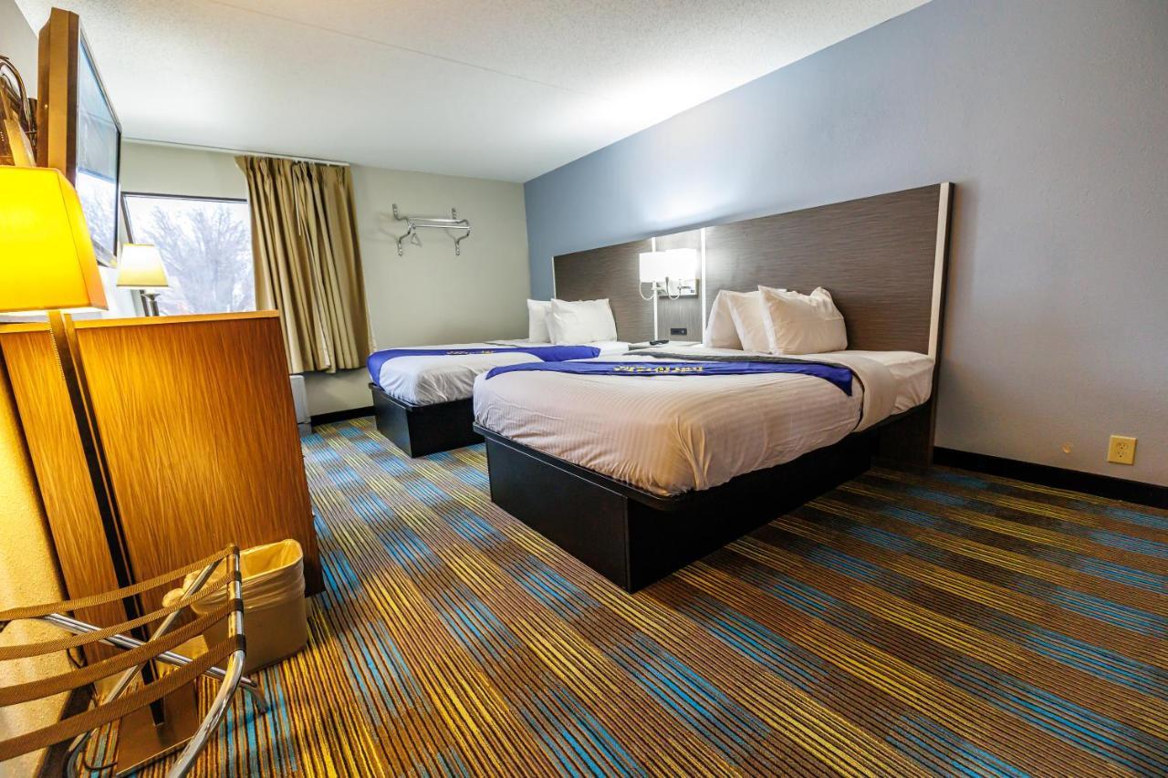 New Victorian Inn & Suites Omaha Dış mekan fotoğraf