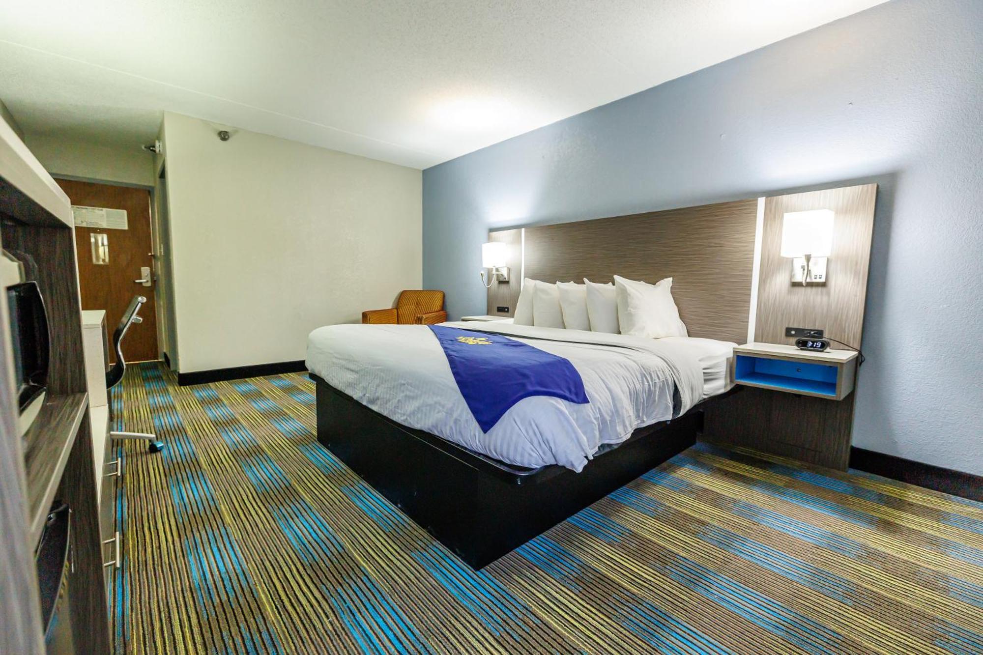 New Victorian Inn & Suites Omaha Dış mekan fotoğraf